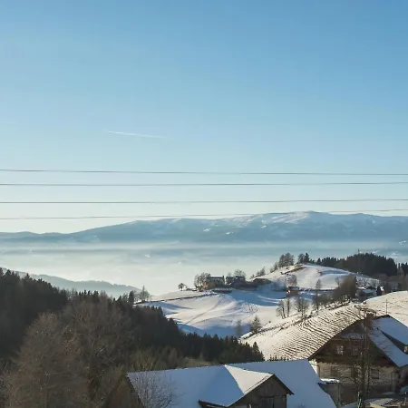 Ferienhaus Mountain Hut With Sauna On Weinebene *
